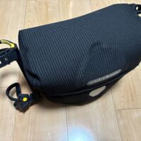 ORTLIEB　ハンドルバーバッグ　ボトルケージマウント取り付け